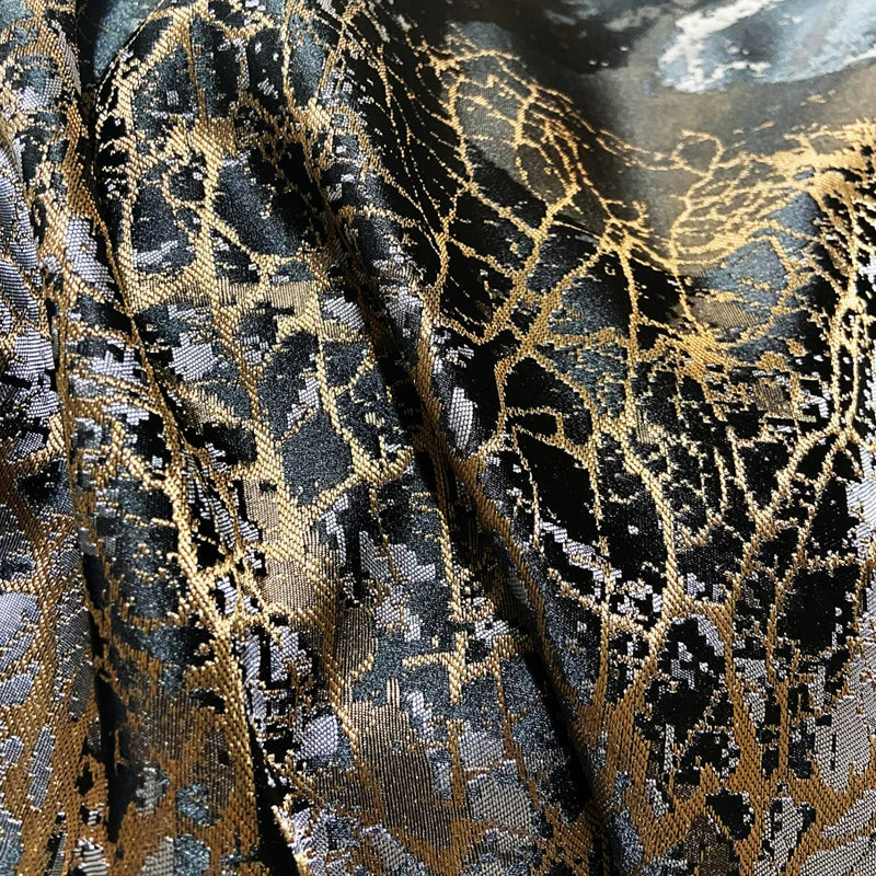 Obsidian -Black an Gold